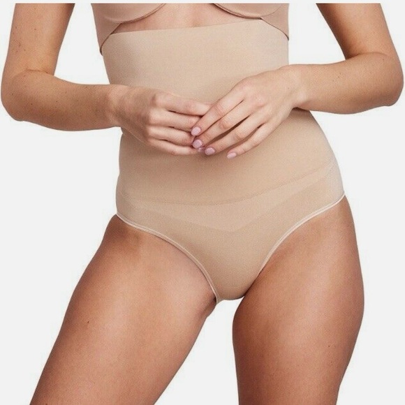 Red Hot By SPANX Ultra Firm Control Shapewear High Waist Brief SZ Small NWT - Picture 3 of 8